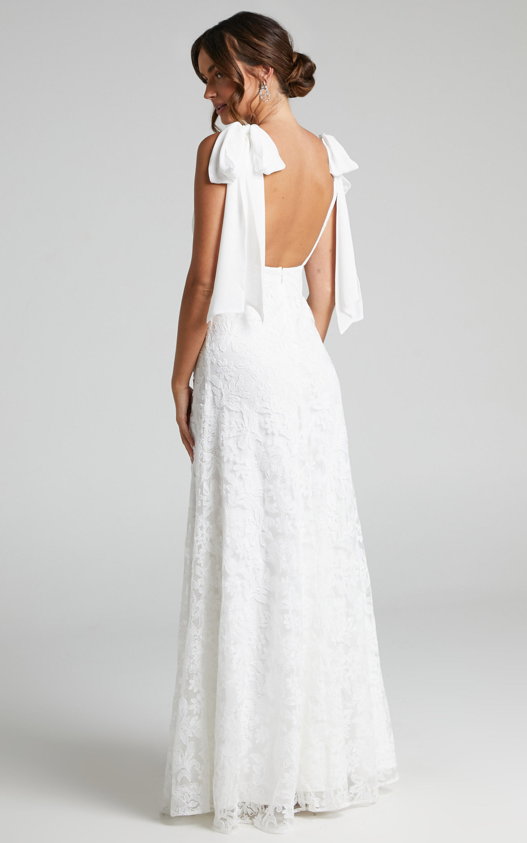 petunia-tie-shoulder-plunge-neck-lace-gown-in-ivory