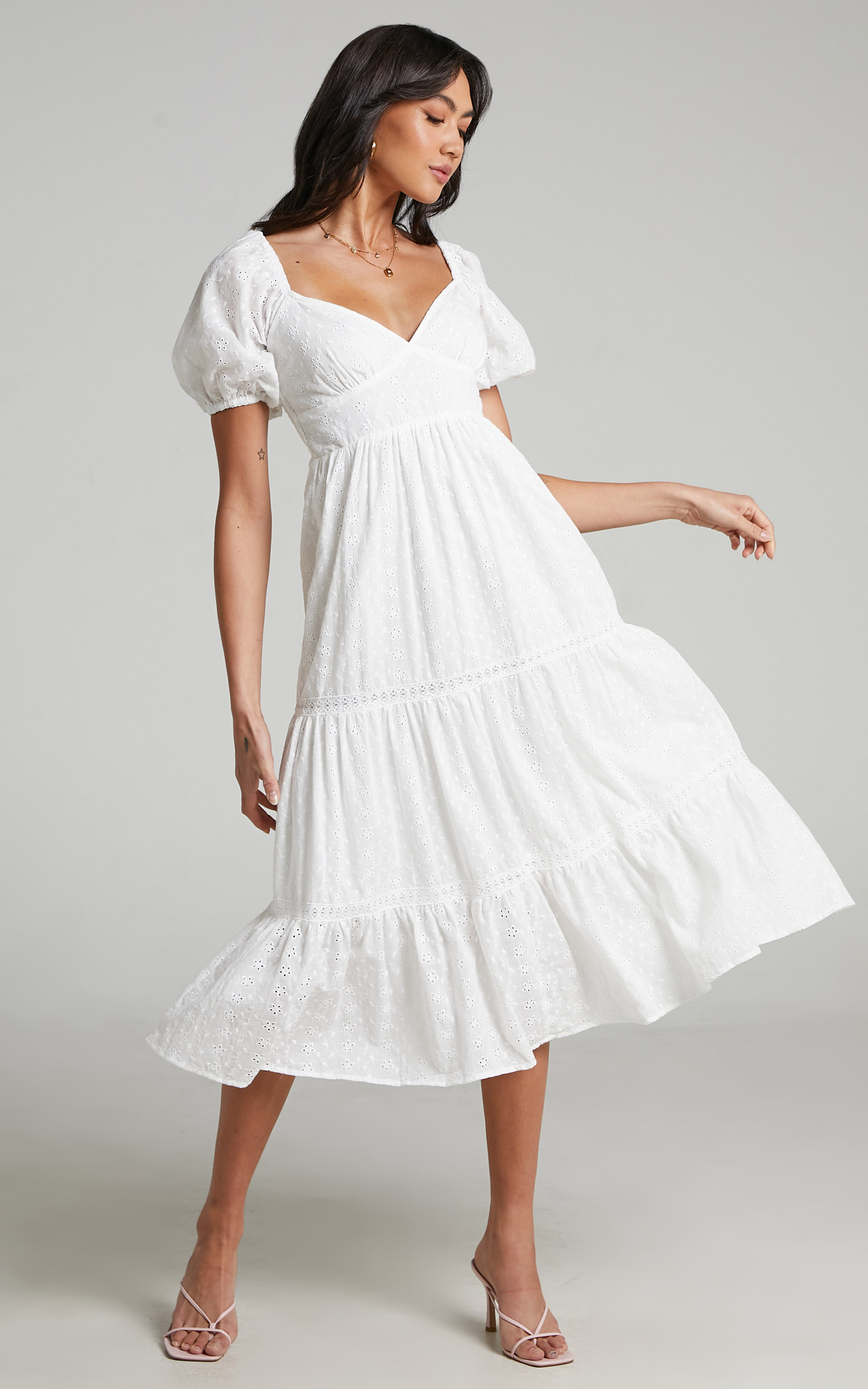 yanny-puff-sleeve-midi-dress-with-shirred-bust-in-white