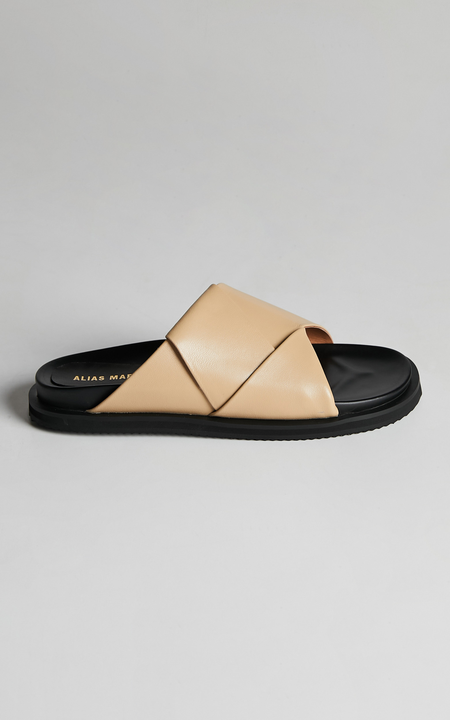 alias-mae-solaris-slides-in-natural-leather
