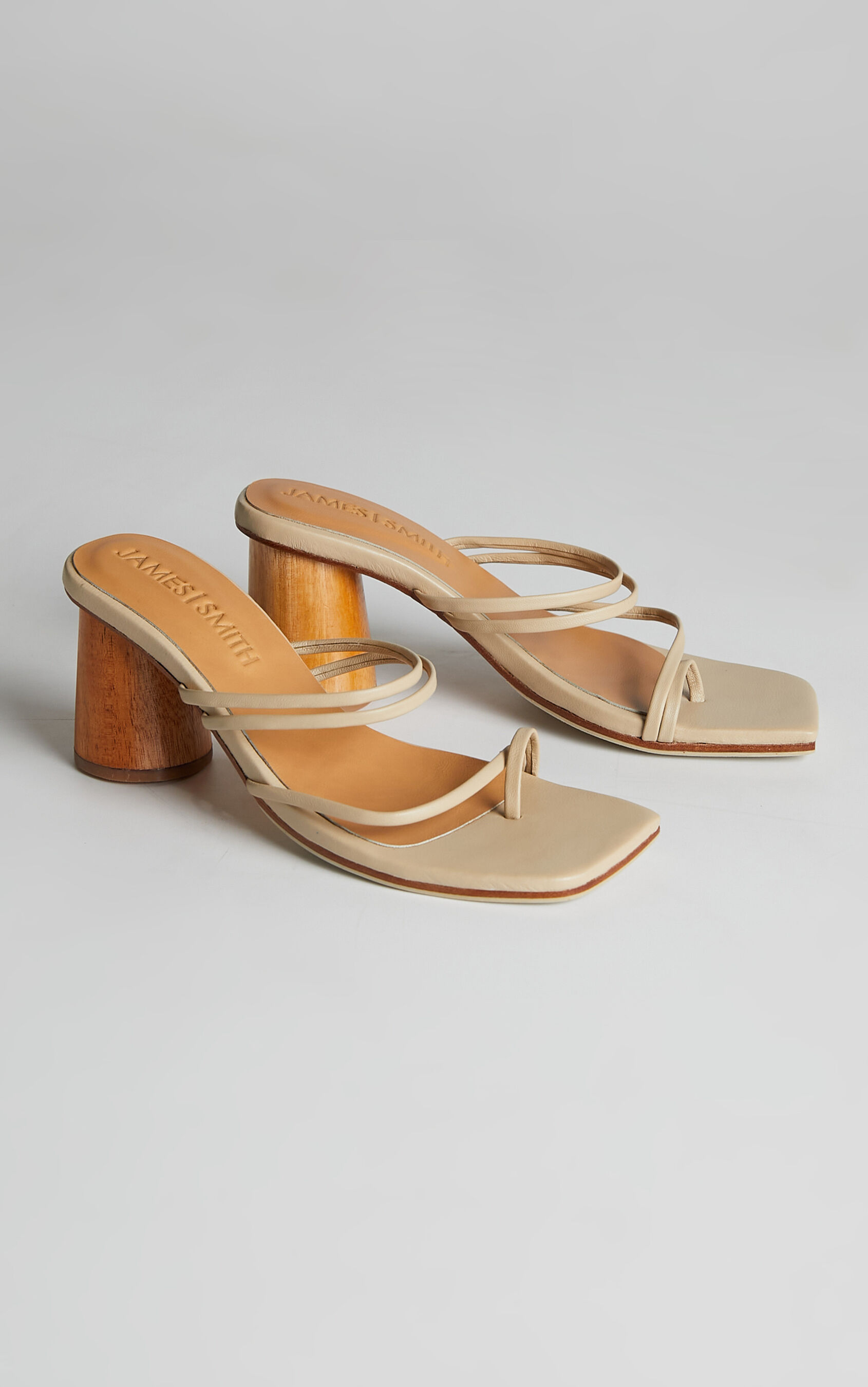 james-smith-taormina-toe-strap-sandal-in-nude