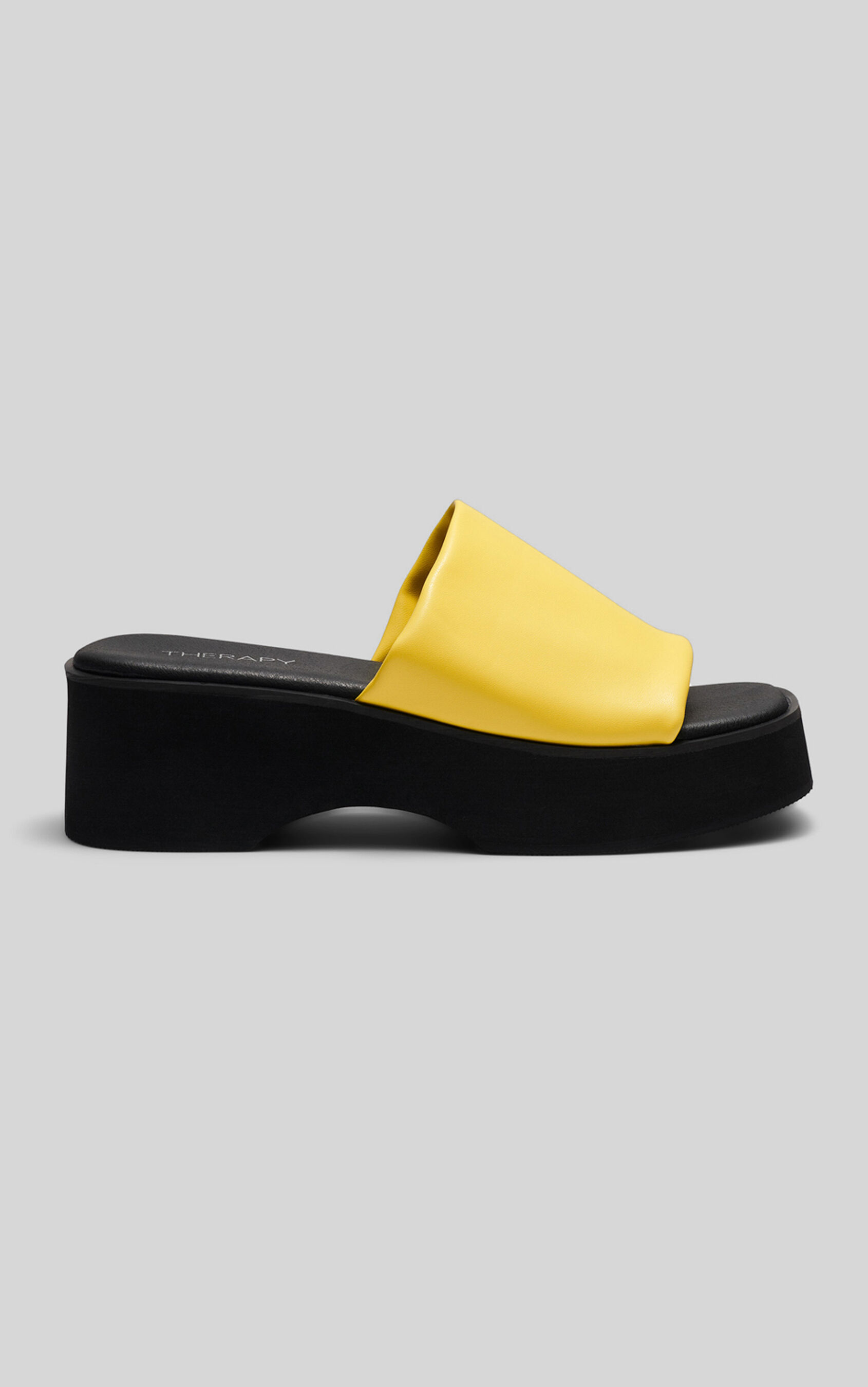 therapy-naomi-slides-in-lemon