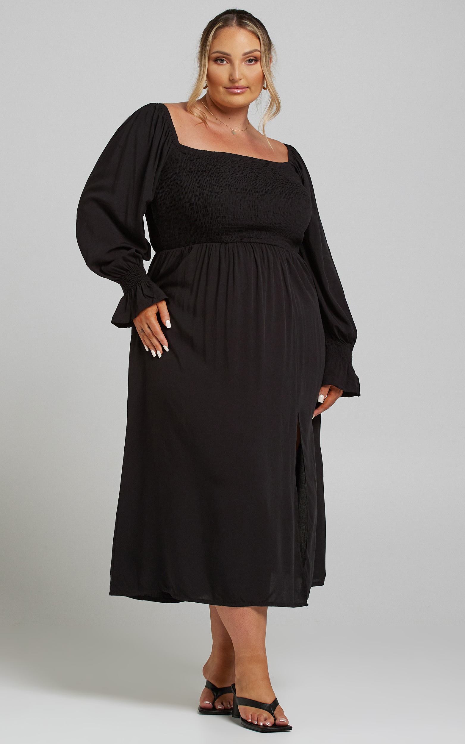 pallas-dress-in-black